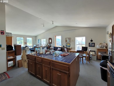 246 6th St, Port Orford, OR 97465 - photo 4