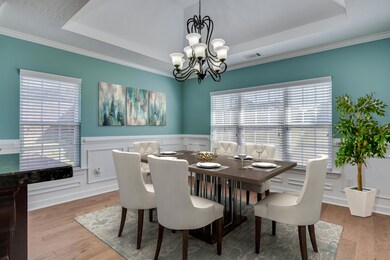 12-Dining 1