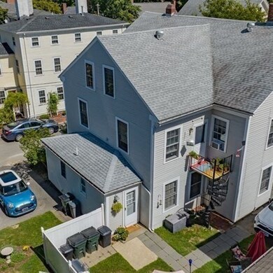 26 Strong St unit B, Newburyport, MA 01950 - photo 3