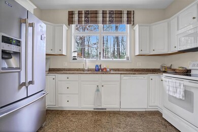 4 Sterling Hill Ln unit 427, Exeter, NH 03833 - photo 6