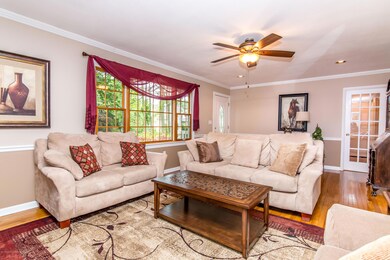 2962 SPRING RD-