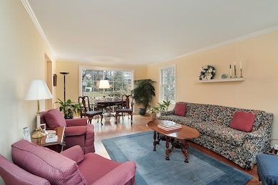 1211 Norman Ln, Deerfield, IL 60015 - photo 3