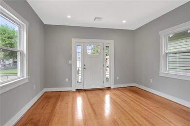 920 10th St, Gretna, LA 70053 - photo 5