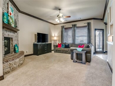 19813 Crest Ridge Dr, Edmond, OK 73012 - photo 3