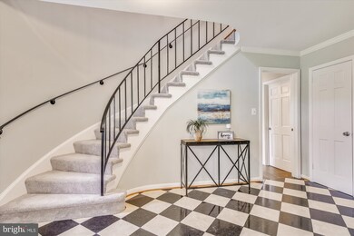 7402 Windmill Ct, Alexandria, VA 22307 - photo 3