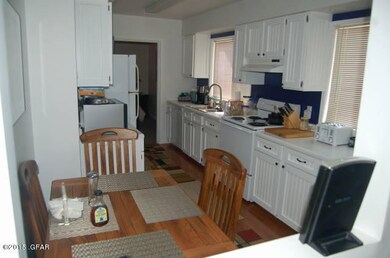 Kitchen/Dining