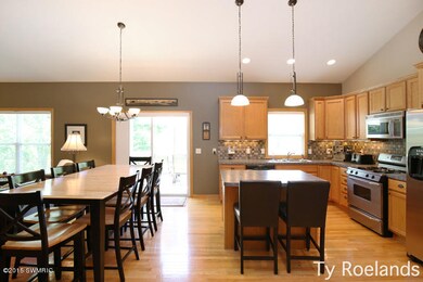 2481 Leffingwell Ave NE, Grand Rapids, MI 49525 - photo 7