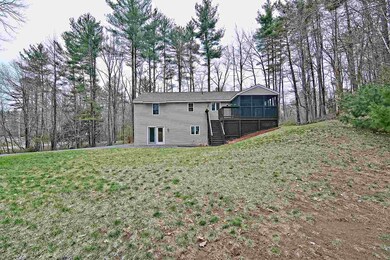 4 Kathryns Way, Sandown, NH 03873 - photo 4