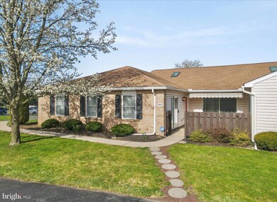 5822 Burning Tree Ln, Macungie, PA 18062 - photo 3