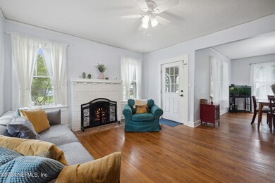 11-web-or-mls-11_4624 Hercules Ave