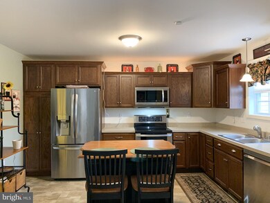 126 Braeburn Way, Palmyra, PA 17078 - photo 3