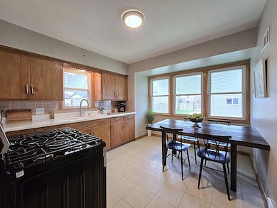 4487 N 21st St, Milwaukee, WI 53209 - photo 2