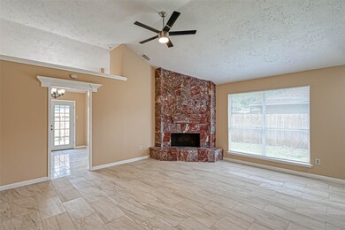 11016 Cottontop Ct, Houston, TX 77086 - photo 6