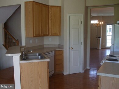 2647 Crabapple Cir, Perkasie, PA 18944 - photo 6