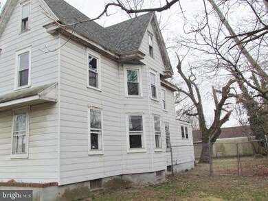 12 W New St, Paulsboro, NJ 08066 - photo 2