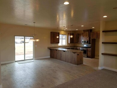 3714N175WKitchen