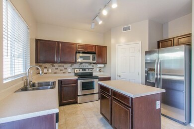 7) KITCHEN