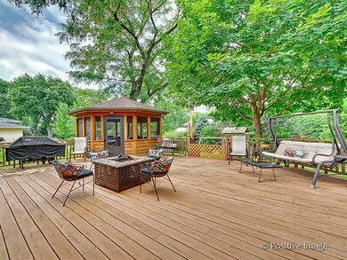 880 S Kent Ave, Elmhurst, IL 60126 - photo 6