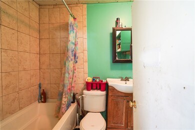 11 Union St, Warren, RI 02885 - photo 2