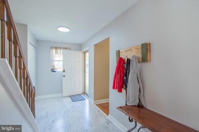 12 Martin Dr, Newark, DE 19713 - photo 4