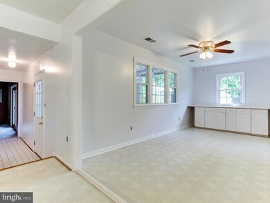 10133 Brandon Way, Manassas, VA 20109 - photo 6