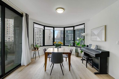 Lincoln Plaza Towers Apartments unit 9C, New York, NY 10023 - photo 3