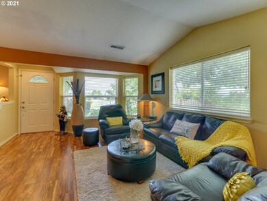 1160 SW Edgefield Ave, Troutdale, OR 97060 - photo 6