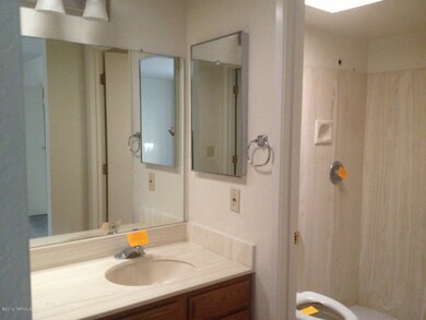 MSTR BATH