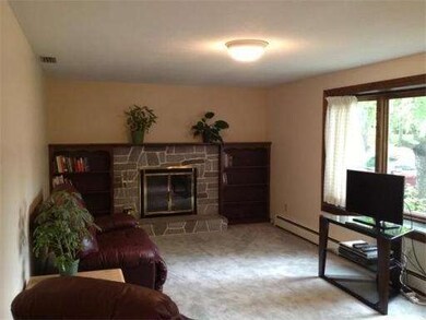 3 Hendel Dr, Holyoke, MA 01040 - photo 7