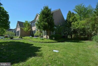 15601 Copper Beech Dr, Upper Marlboro, MD 20774 - photo 2