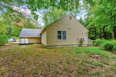 398 W Main St, Yarmouth, ME 04096 - photo 4