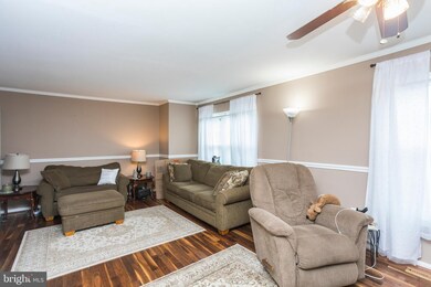 7012 Scotch Dr, Laurel, MD 20707 - photo 4