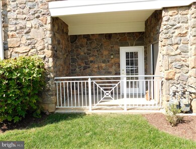 Mill Crossing unit 100, Frederick, MD 21702 - photo 2