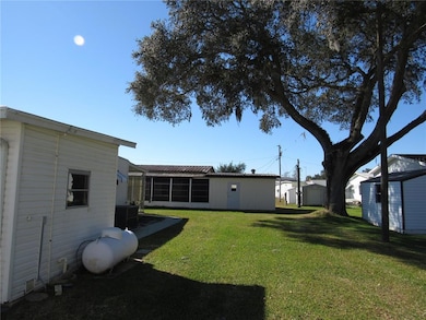 5525 Barbara St, Zephyrhills, FL 33542 - photo 4