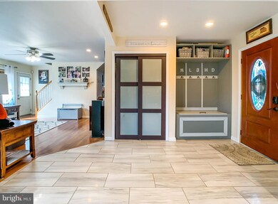 6 Horseshoe Ln, Levittown, PA 19055 - photo 5