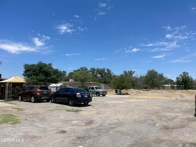 317 N Carolina Dr unit 321, El Paso, TX 79915 - photo 7