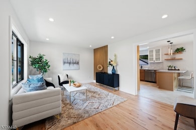 108 Harrington Rd, Clifton, NJ 07012 - photo 5