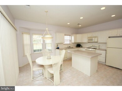 49 Pinflower Ln, Princeton Junction, NJ 08550 - photo 6