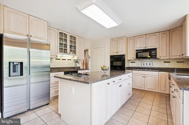 6202 Green Meadow Way, Baltimore, MD 21209 - photo 5