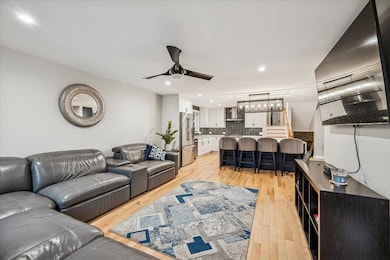 1108 S Maple Ave, Oak Park, IL 60304 - photo 2