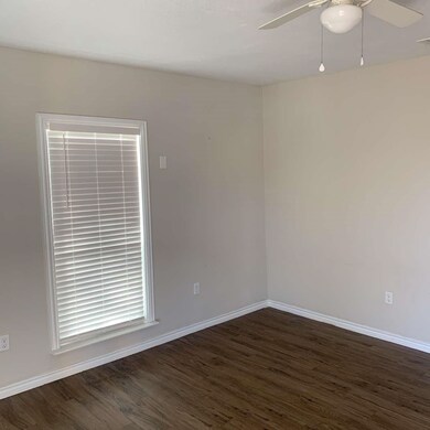 511 E Washington St, Denison, TX 75021 - photo 6