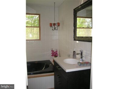 412 Covered Bridge Rd, Cherry Hill, NJ 08034 - photo 7