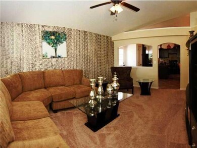 11367 Flor Liatris Dr, Socorro, TX 79927 - photo 3