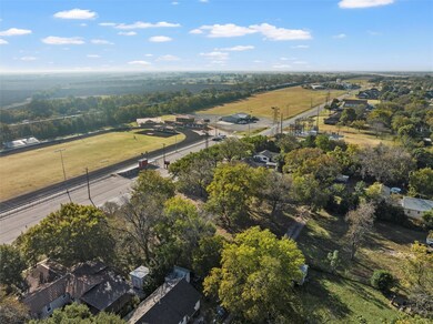 604 S Reagan St, West, TX 76691 - photo 5