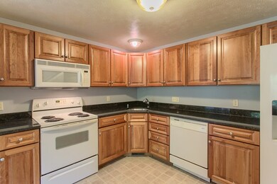 31 Green Briar Rd, Fitchburg, MA 01420 - photo 6