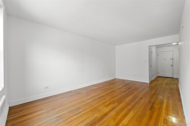 Dara Gardens unit 4K, Flushing, NY 11367 - photo 4
