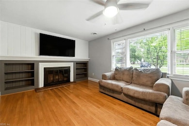 137 Deep Creek Rd, Newport News, VA 23606 - photo 7