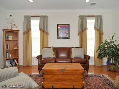 19 Cambridge Cir unit 53, Smithfield, RI 02917 - photo 4
