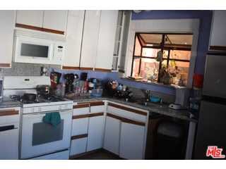 4121 W 102nd St, Inglewood, CA 90304 - photo 3