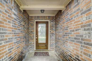 394 Henry St, Alvin, TX 77511 - photo 5